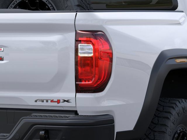 New 2025 GMC Canyon AT4 w/ AT4X AEV Edition AWD/4WD image 11