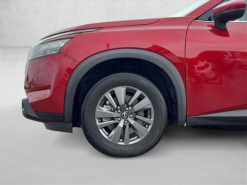 Used 2025 Nissan Pathfinder SV FWD image 23