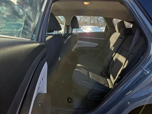 Certified 2024 Hyundai Tucson SE image 9