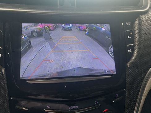 Used 2014 Cadillac XTS Luxury w/ Driver Awareness Package FWD image 16
