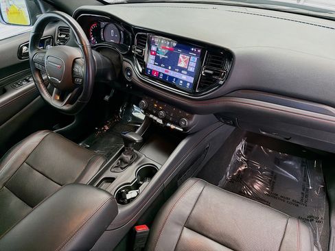 Used 2024 Dodge Durango GT RWD image 12