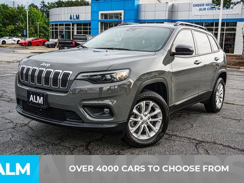 Used 2022 Jeep Cherokee Latitude Lux w/ Sun & Sound Group AWD/4WD image 2