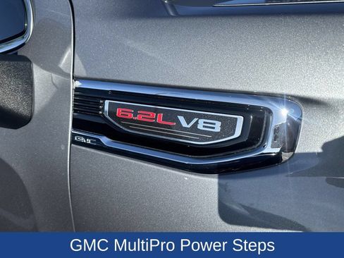 Used 2021 GMC Sierra 1500 Denali w/ Denali Premium Package AWD/4WD image 8