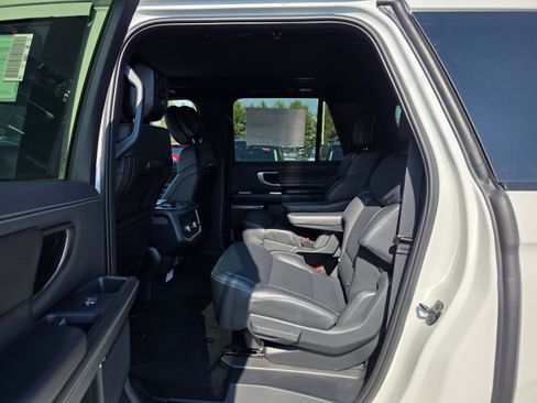 New 2026 Ford Expedition Max Platinum w/ Stealth Appearance Package image 20