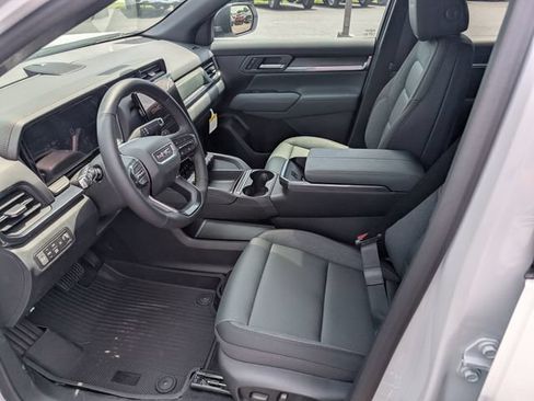 New 2027 GMC Terrain AT4 w/ Convenience Package III AWD/4WD image 13