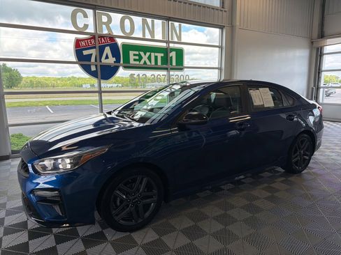 Used 2021 Kia Forte GT-Line FWD image 3