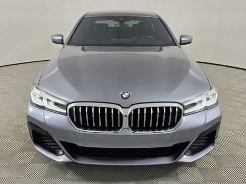 Used 2021 BMW 530i w/ M Sport Package RWD image 2