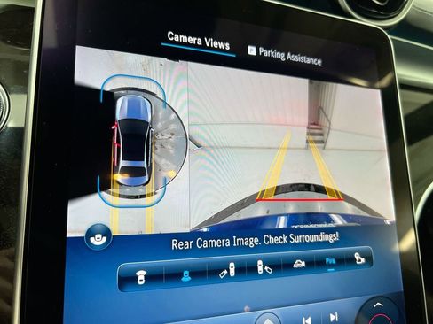 Used 2024 Mercedes-Benz C 300 4MATIC Sedan image 14