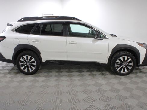 Certified 2025 Subaru Outback Limited AWD/4WD image 26