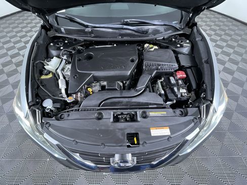 Used 2017 Nissan Altima 2.5 SR w/ LED Appearance Package image 26