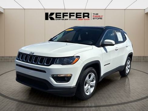 Certified 2019 Jeep Compass Latitude w/ Popular Equipment Group image 1