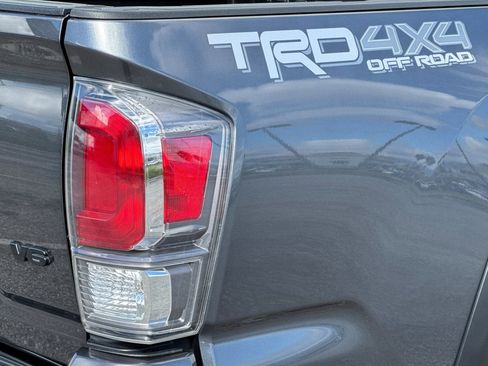 Used 2023 Toyota Tacoma TRD Off-Road w/ TRD Premium Off Road Package image 28