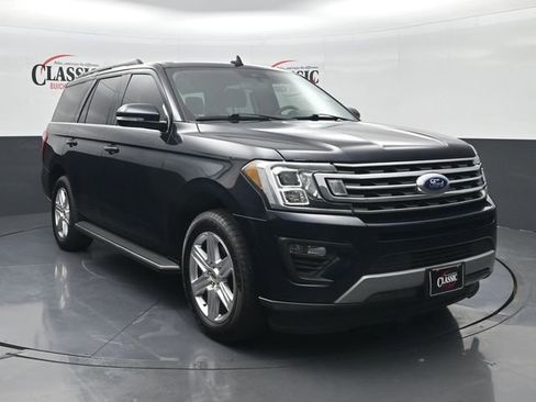 Used 2021 Ford Expedition XLT image 5
