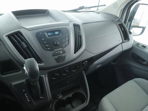 Used 2016 Ford Transit 250 130 Low Roof w/ Exterior Upgrade Package image 21