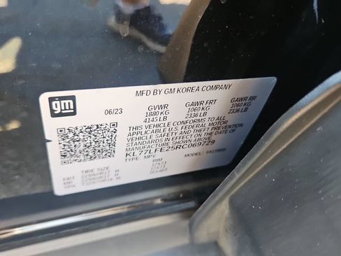 Used 2024 Chevrolet Trax LS w/ Driver Confidence Package FWD image 30