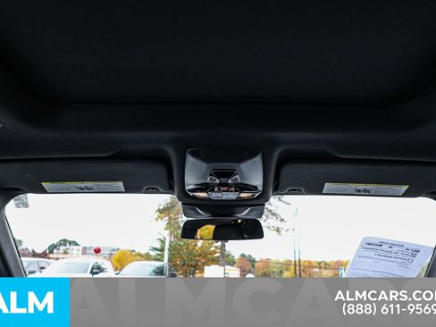 Used 2025 BMW X2 xDrive28i image 51