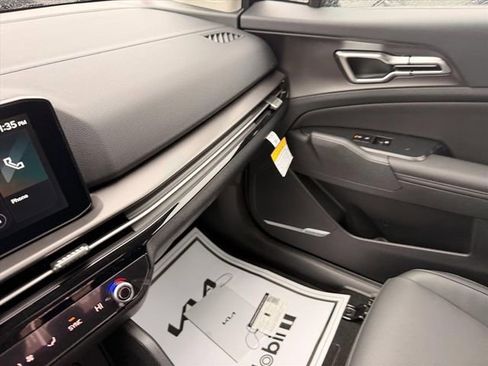 New 2026 Kia Sportage SX image 14