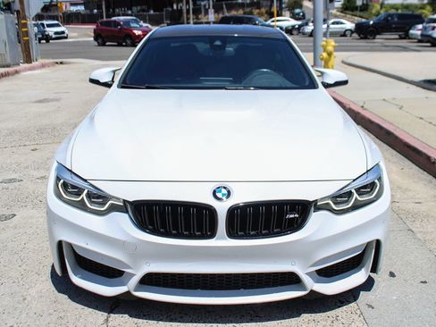 Used 2018 BMW M4 Coupe RWD image 9