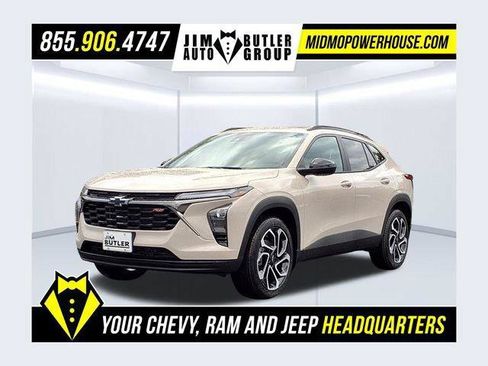 New 2026 Chevrolet Trax RS w/ Sunroof Package FWD image 1