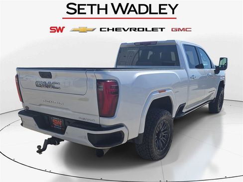 Used 2024 GMC Sierra 2500 Denali Ultimate w/ Max Trailering Package image 7