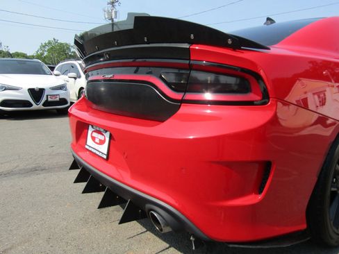 Used 2020 Dodge Charger Scat Pack RWD image 10