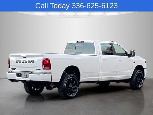 New 2026 RAM 2500 Laramie AWD/4WD image 7