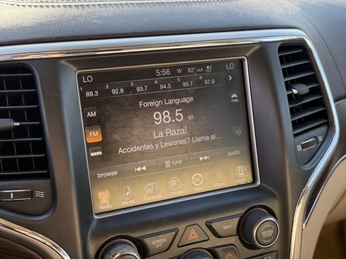 Used 2014 Jeep Grand Cherokee Overland w/ Advanced Technology Group image 19