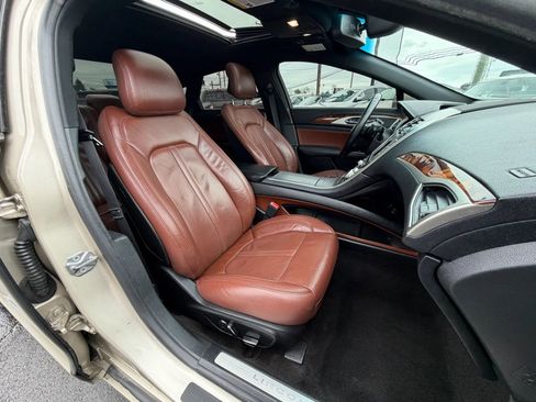 Used 2017 Lincoln MKZ Reserve w/ Technology Package FWD image 14