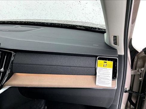 New 2026 Volvo XC90 B5 Plus image 19