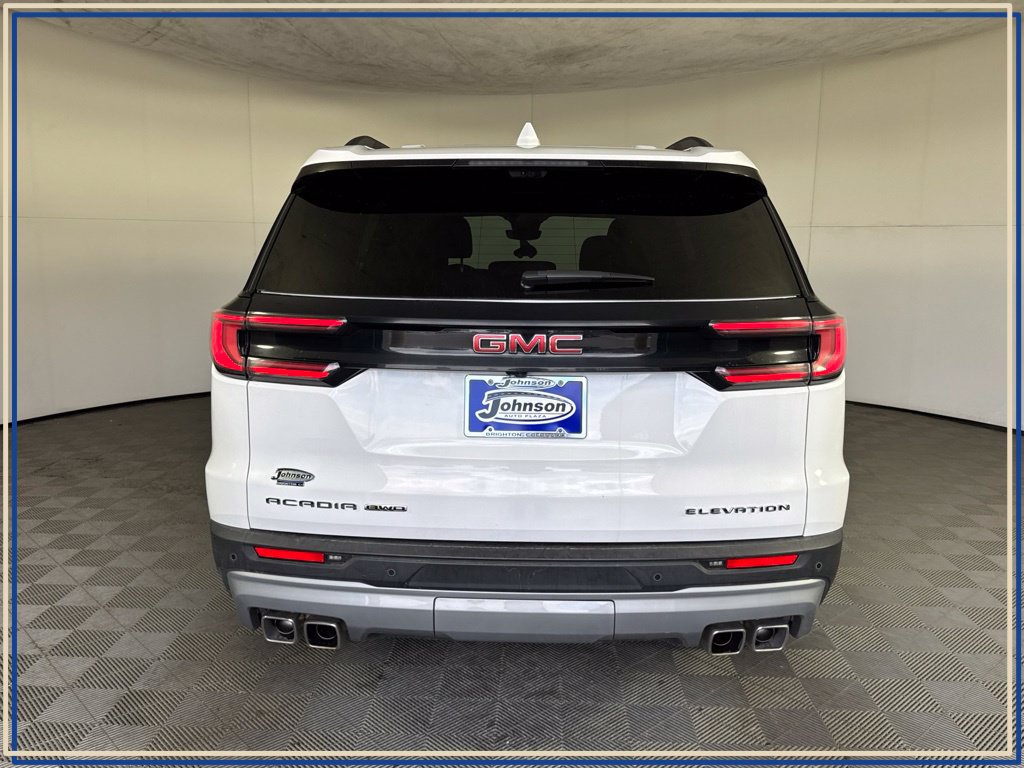 Certified 2026 GMC Acadia Elevation w/ Elevation Premium Package AWD/4WD image 11