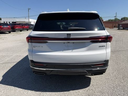Used 2026 Buick Enclave Preferred AWD/4WD image 4