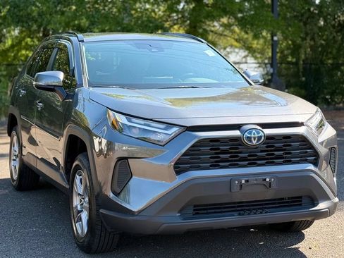 Certified 2023 Toyota RAV4 XLE w/ Convenience Package AWD/4WD image 7