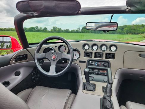 Used 1994 Dodge Viper RT/10 RWD image 15