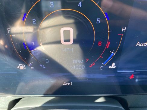 New 2026 Chevrolet Traverse LT image 12