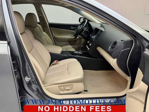 Used 2014 Nissan Maxima 3.5 SV w/ Premium Package FWD image 20