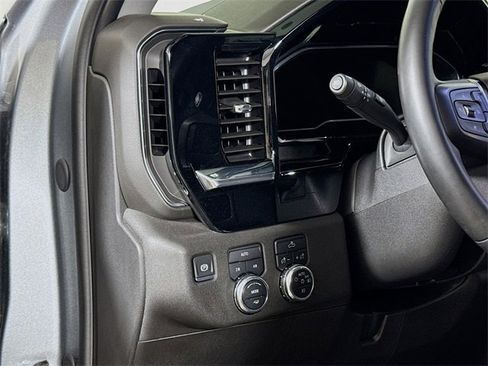 Used 2024 GMC Sierra 1500 Elevation image 8