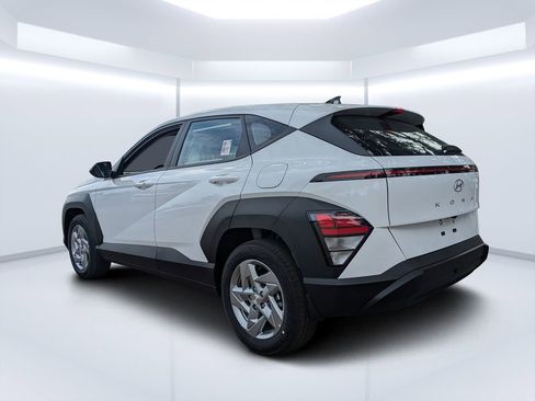New 2026 Hyundai Kona SE FWD image 5