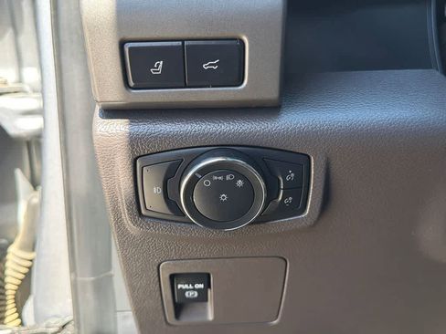 Used 2020 Ford Expedition XLT w/ Equipment Group 202A RWD image 29