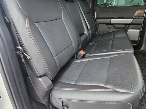 Used 2024 Ford F250 Lariat w/ Lariat Ultimate Package AWD/4WD image 28