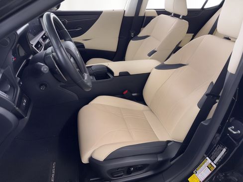 Used 2022 Lexus ES 350 Ultra Luxury w/ Accessory Package 2 image 5