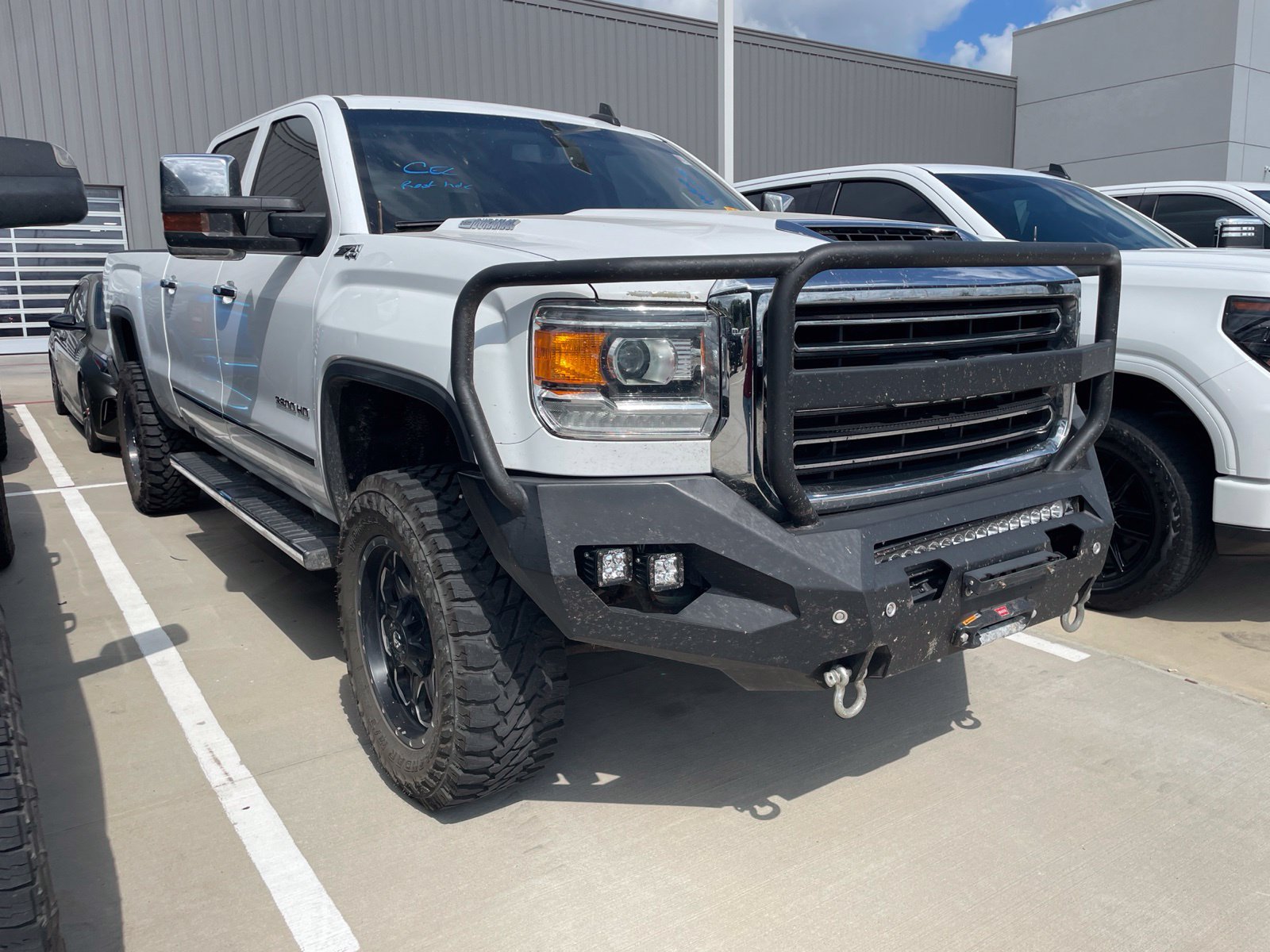 Used 2019 GMC Sierra 3500 SLT w/ Duramax Plus Package AWD/4WD image 3
