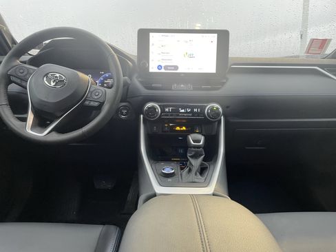 Used 2023 Toyota RAV4 XSE image 14