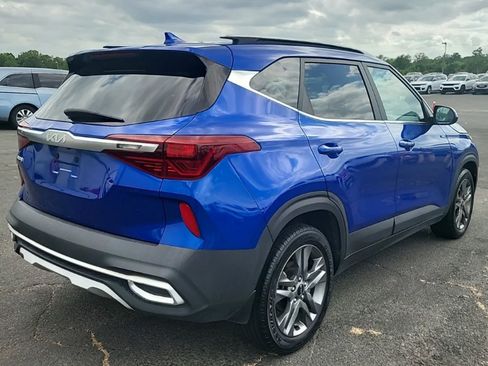 Used 2023 Kia Seltos S FWD image 2