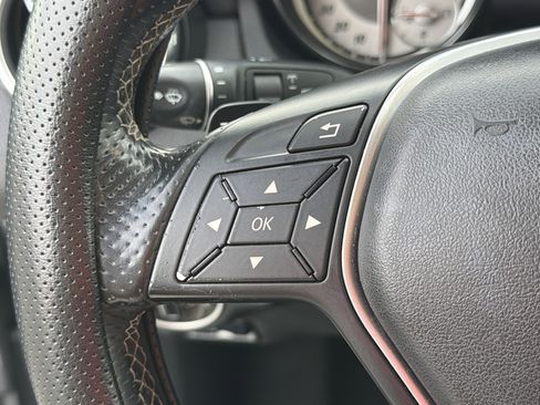 Used 2015 Mercedes-Benz GLA 250 4MATIC image 25