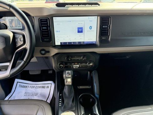 Used 2024 Ford Bronco Wildtrak AWD/4WD image 23