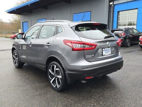 Used 2020 Nissan Rogue Sport SL image 7