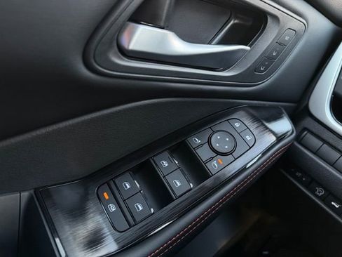 New 2026 Nissan Rogue SV image 25