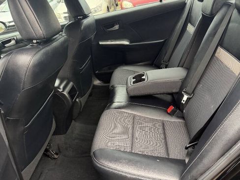 Used 2013 Toyota Camry SE FWD image 8