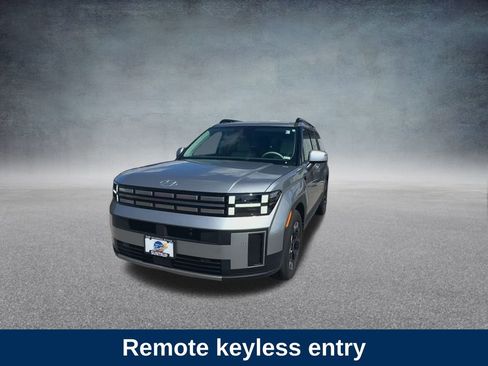 Used 2025 Hyundai Santa Fe SEL image 7