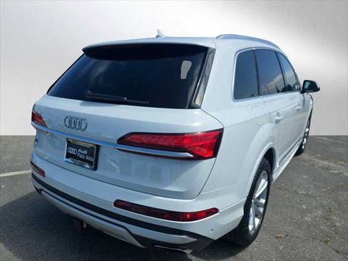 Used 2025 Audi Q7 3.0T Premium Plus AWD/4WD image 3